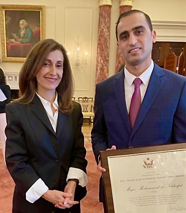 خليفات مع السفيرة الأردنية في واشنطن دينا قعوار