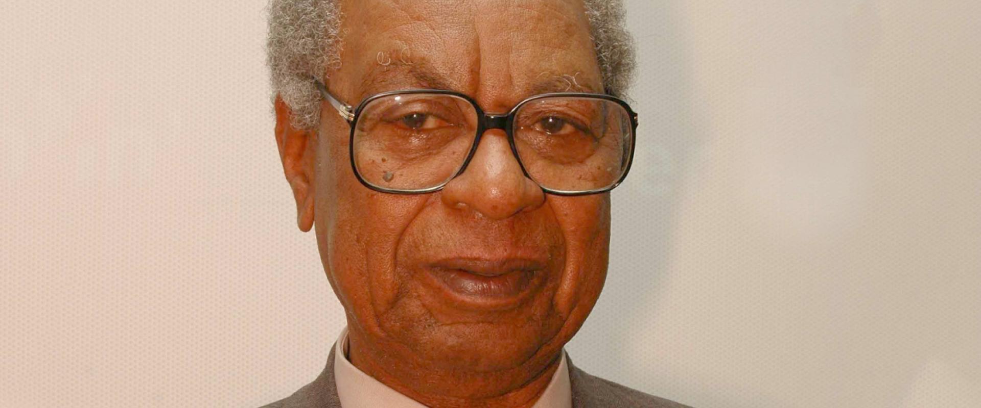 الطيب صالح -  صورة من ويكيات