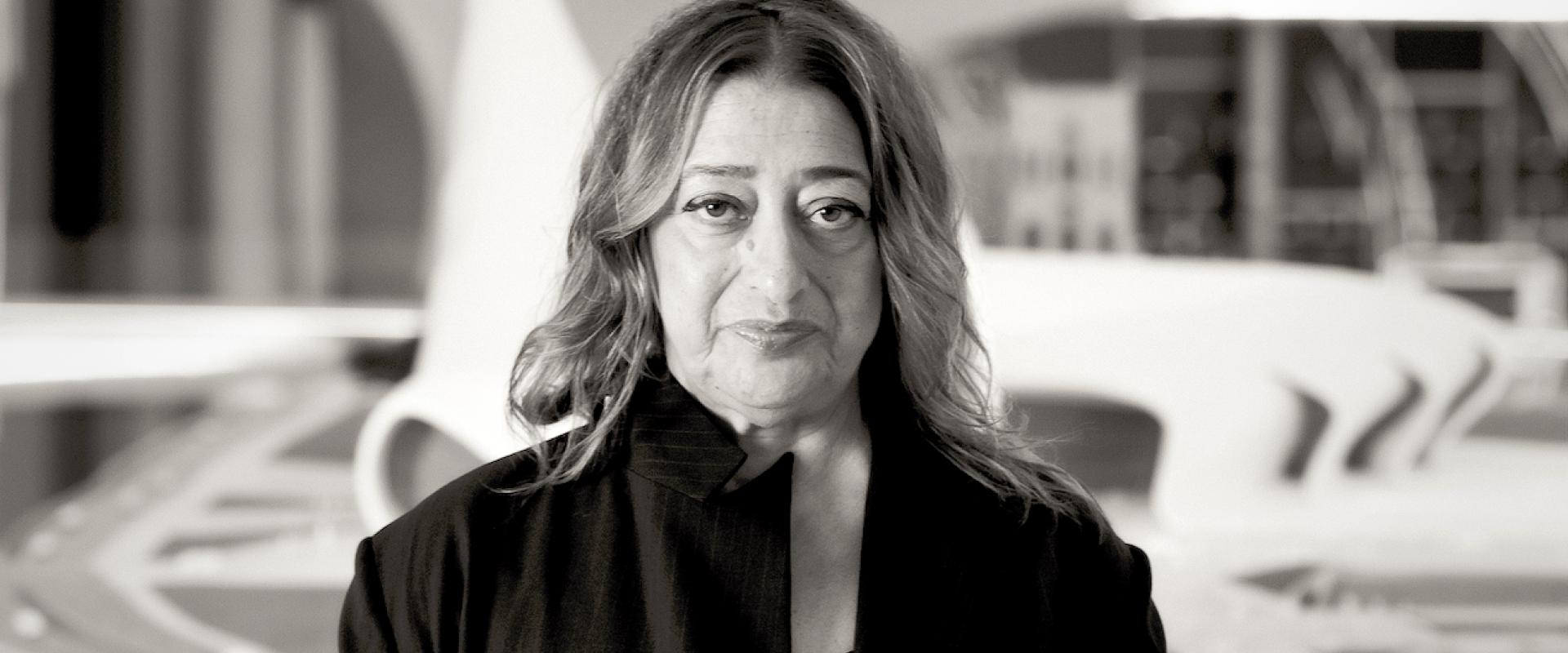 المعمارية  زها الحديد