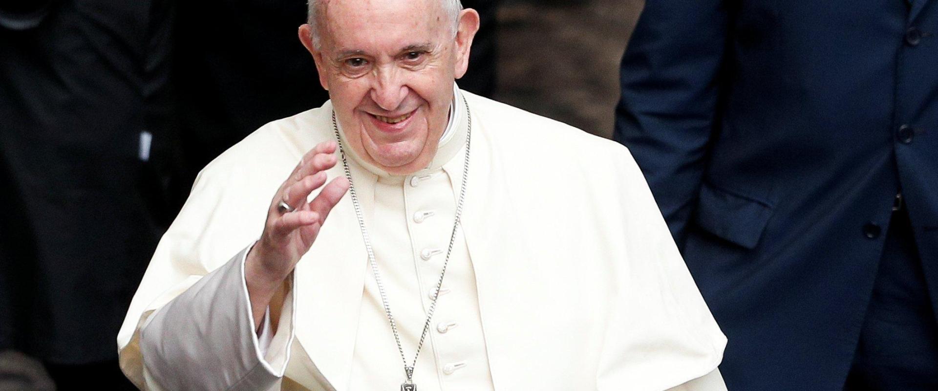 الصورة نقلا عن catholic News
