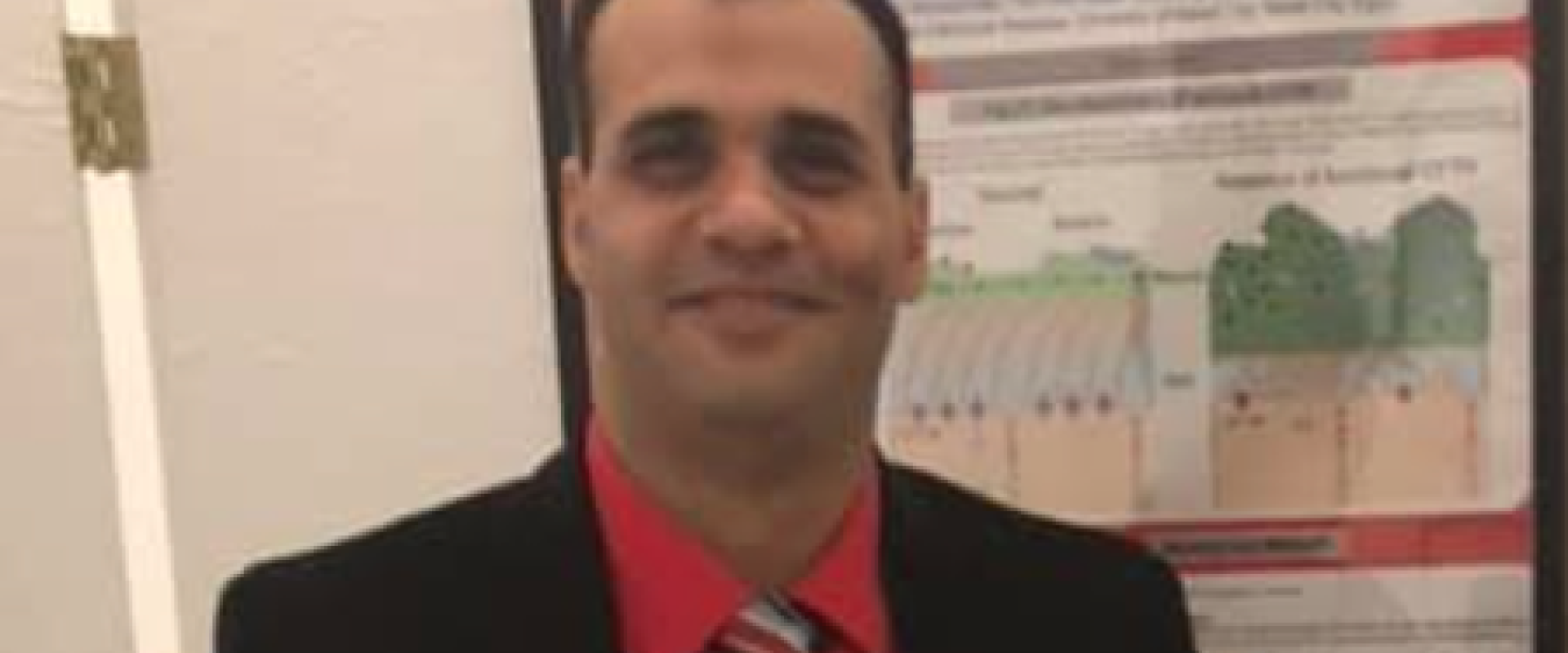 الباحث زايد عطية