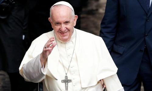 الصورة نقلا عن catholic News الصورة نقلا عن catholic News