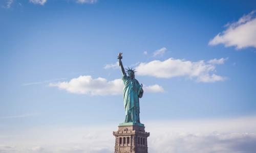 تمثال الحرية، أمريكا، الصورة لـ Ferdinand Stöhr نقلا عن Unsplash تمثال الحرية، أمريكا، الصورة لـ Ferdinand Stöhr نقلا عن Unsplash