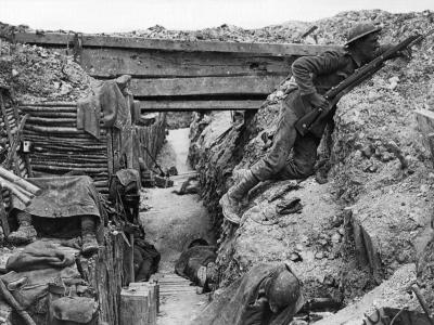 صورة من الحرب العالمية الأولى نقلا عن مجموعة بريتانيكا ، Britannica 
